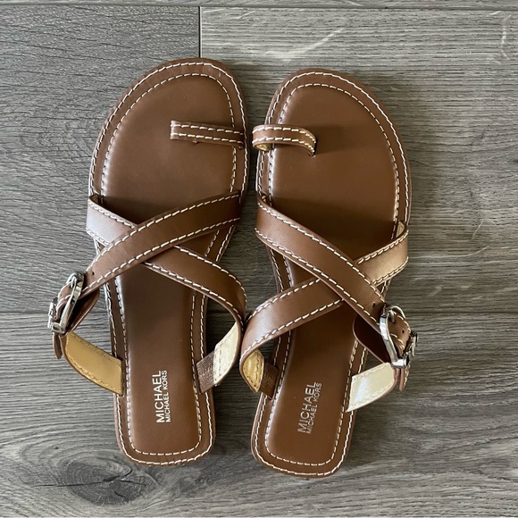 Michael Kors Ashton Flat Sandal Brown Leather Size 8.5 - Picture 2 of 7